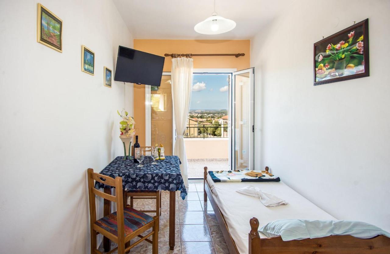 Aristotelis Apartments Razáta Kültér fotó