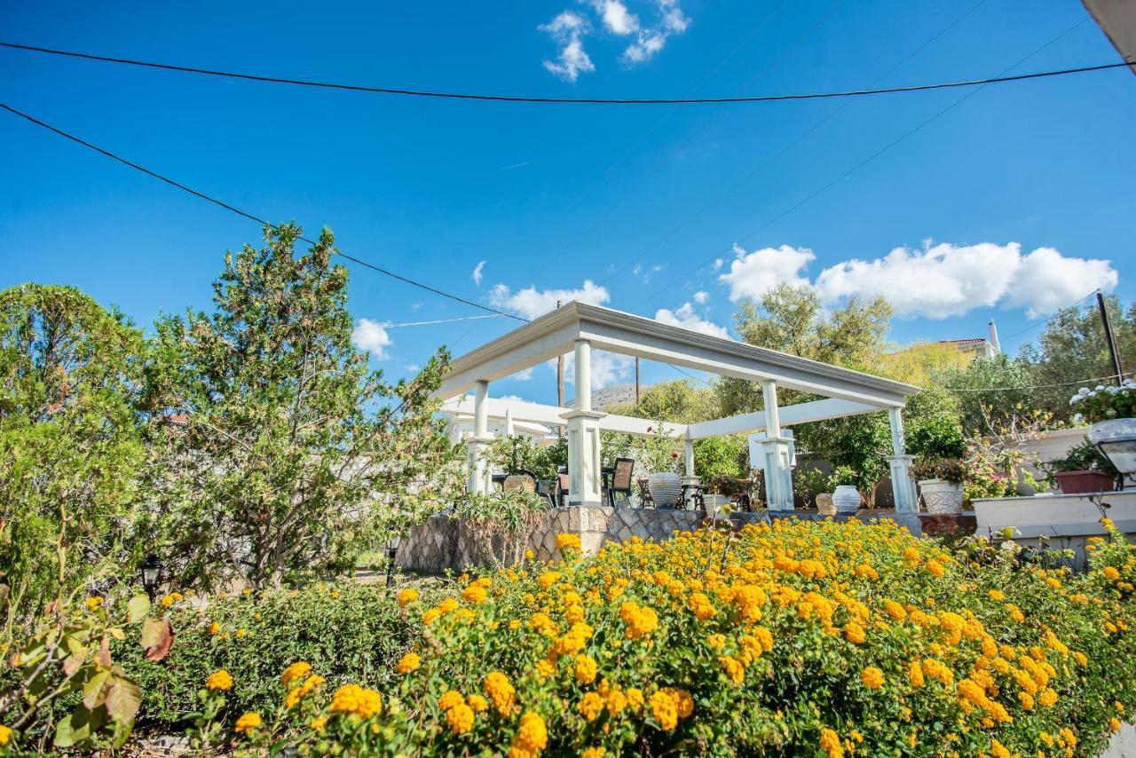 Aristotelis Apartments Razáta Kültér fotó