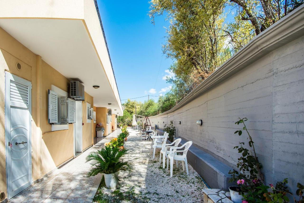 Aristotelis Apartments Razáta Kültér fotó