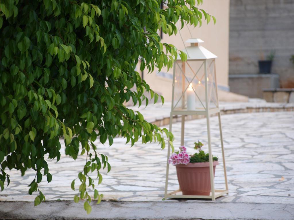 Aristotelis Apartments Razáta Kültér fotó